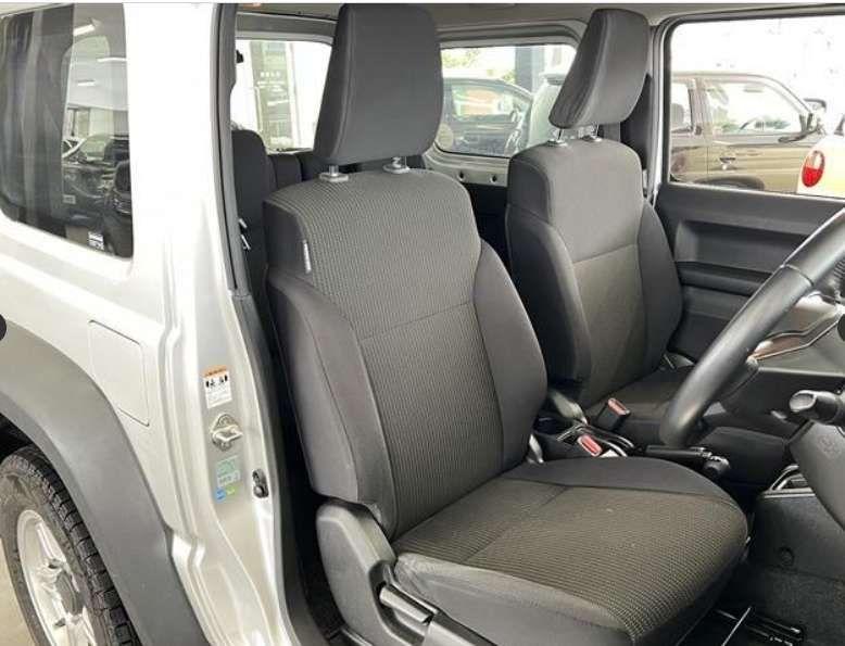 Suzuki Jimny Sierra 4x4 thumbnail 10