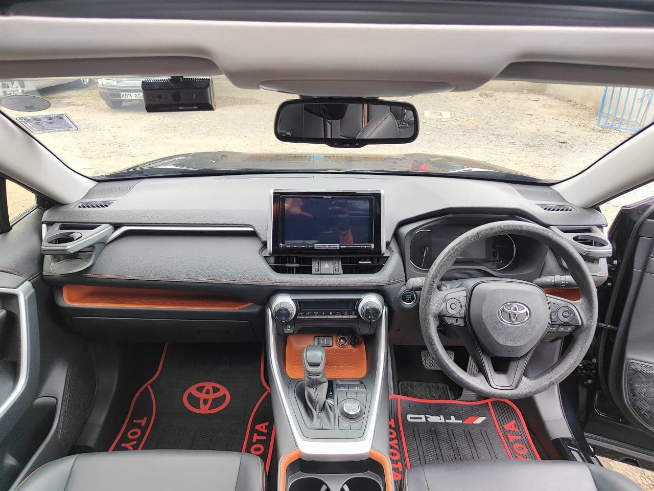 Toyota Rav 4 Adventure thumbnail 10
