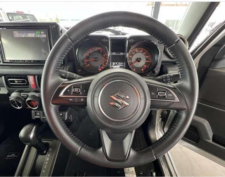 Suzuki Jimny Sierra 4x4 thumbnail 12