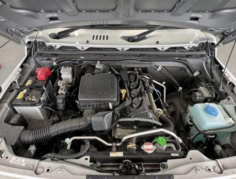 Suzuki Jimny Sierra 4x4 thumbnail 16