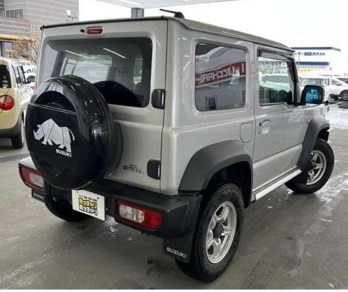 Suzuki Jimny Sierra 4x4 thumbnail 4