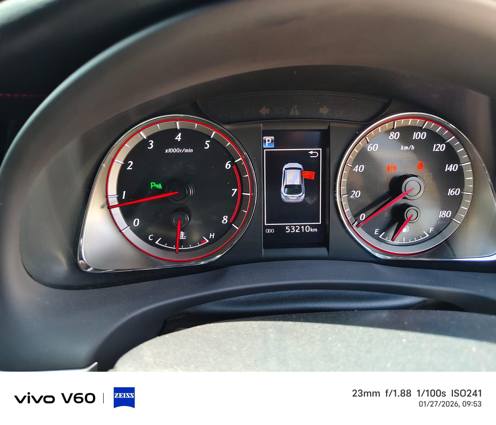 Toyota Harrier thumbnail 6